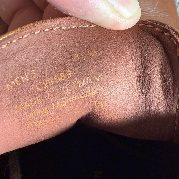 Cole Haan Chukka Boot. - Picture 3 of 4